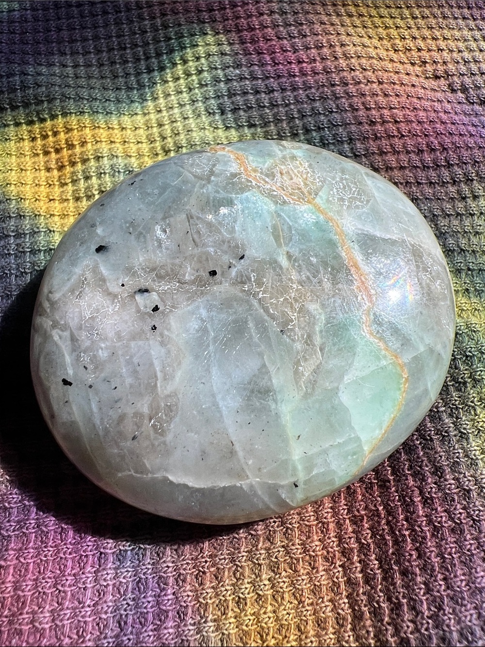 🌝 Soothing Green Moonstone Palm Stone Reiki Healing Crystal